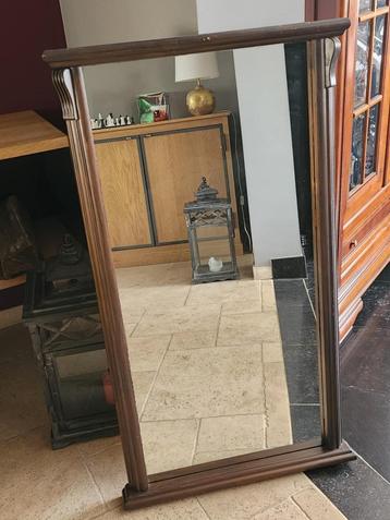 Miroir  beschikbaar voor biedingen