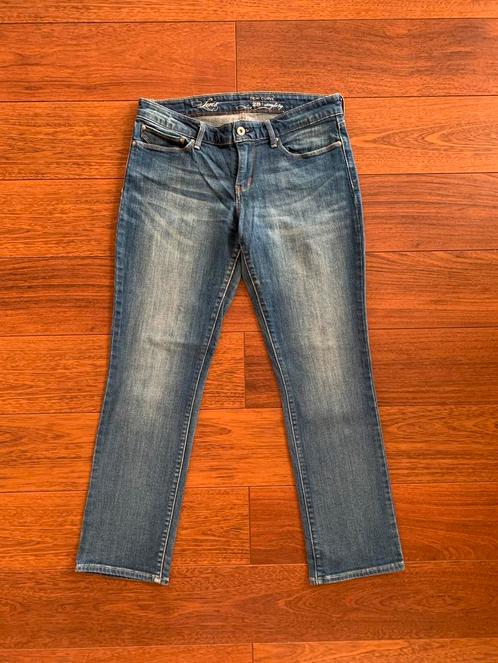 Jeans LEVI’S Demi Curve (28x30), Kleding | Dames, Spijkerbroeken en Jeans