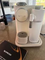 Nespresso gran lattissima nieuwstaat, Elektronische apparatuur, Koffiepads en cups, 10 kopjes of meer, Ophalen of Verzenden, Zo goed als nieuw