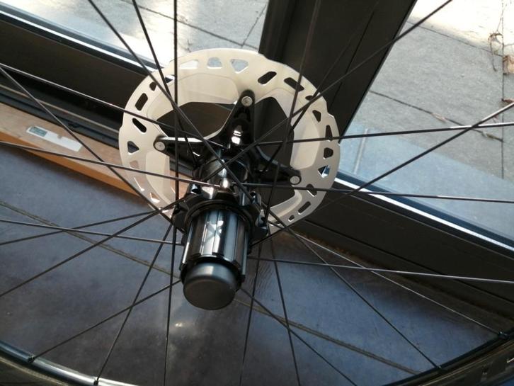 Roue fulcrum Wind55 DB neuve, Vélos & Vélomoteurs, Vélos Pièces, Neuf, Vélo de course, Enlèvement