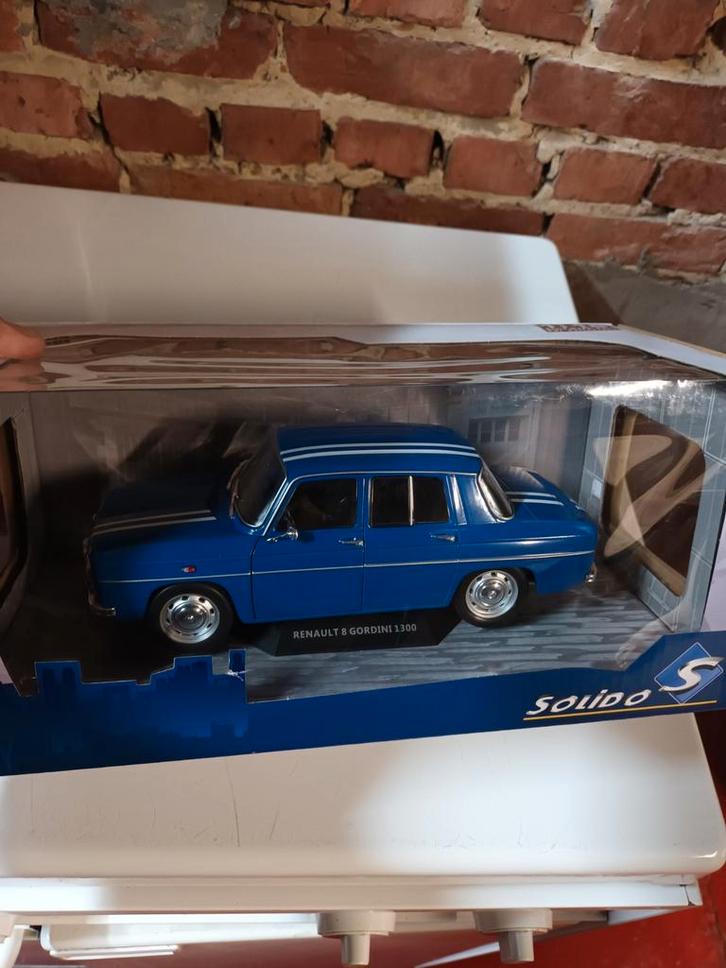 Renault 8 gordini, échelle 1,18, à l'état neuf dans son état, Hobby & Loisirs créatifs, Voitures miniatures | 1:18, Comme neuf