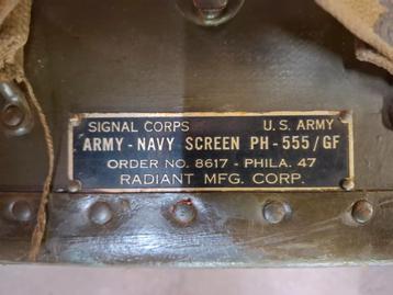  Écran de cinéma militaire U.S. Army – modèle PH-555/GF – Si beschikbaar voor biedingen