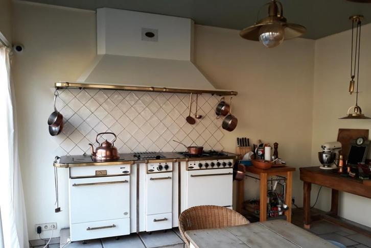 KEUKEN GODIN WIT GROTE LENGTE 220 CM, Antiek en Kunst, Antiek | Overige Antiek, Ophalen