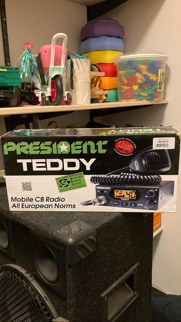 Nieuwe Cb radio + antenne, Enlèvement, Neuf, Radio
