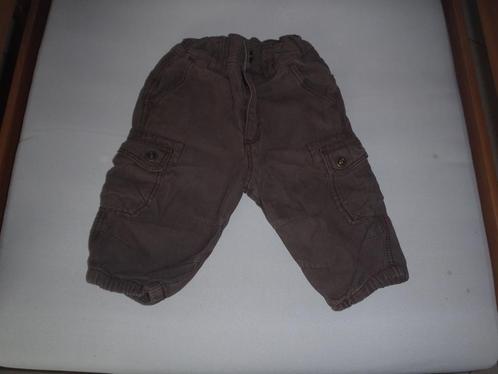 bruine broek maat 62, Kinderen en Baby's, Babykleding | Maat 62, Zo goed als nieuw, Jongetje, Broekje, Ophalen