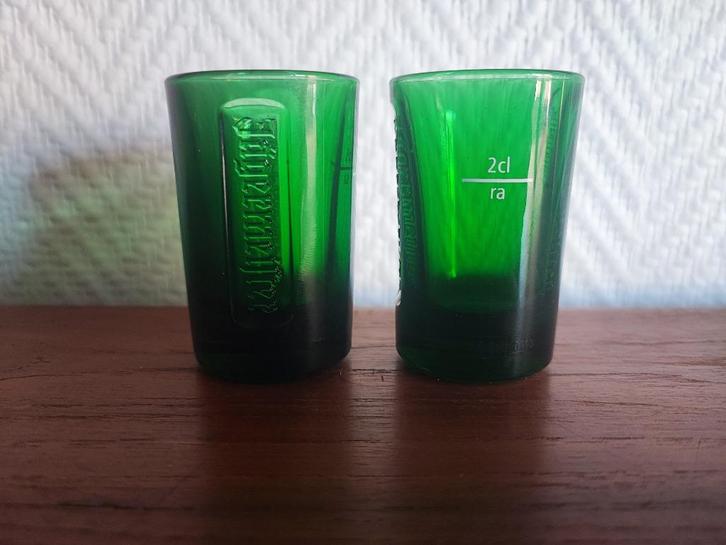 Groene shotglaasjes jaegermeister 2 stuks, Verzamelen, Glas en Drinkglazen, Gebruikt, Ophalen of Verzenden