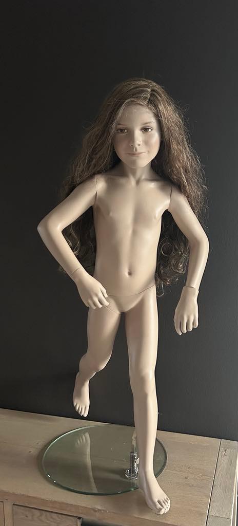 Kindermanequinpop met pruik, Diversen, Overige Diversen, Gebruikt, Ophalen