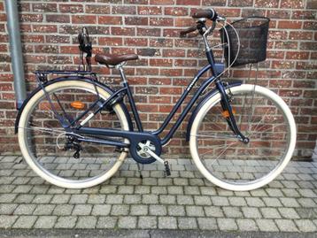Als nieuwe damesfiets BTWIN Elops 520 beschikbaar voor biedingen
