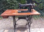 Authentieke naaimachine + doos, Hobby en Vrije tijd, Ophalen, Gebruikt, Naaimachine, Overige merken