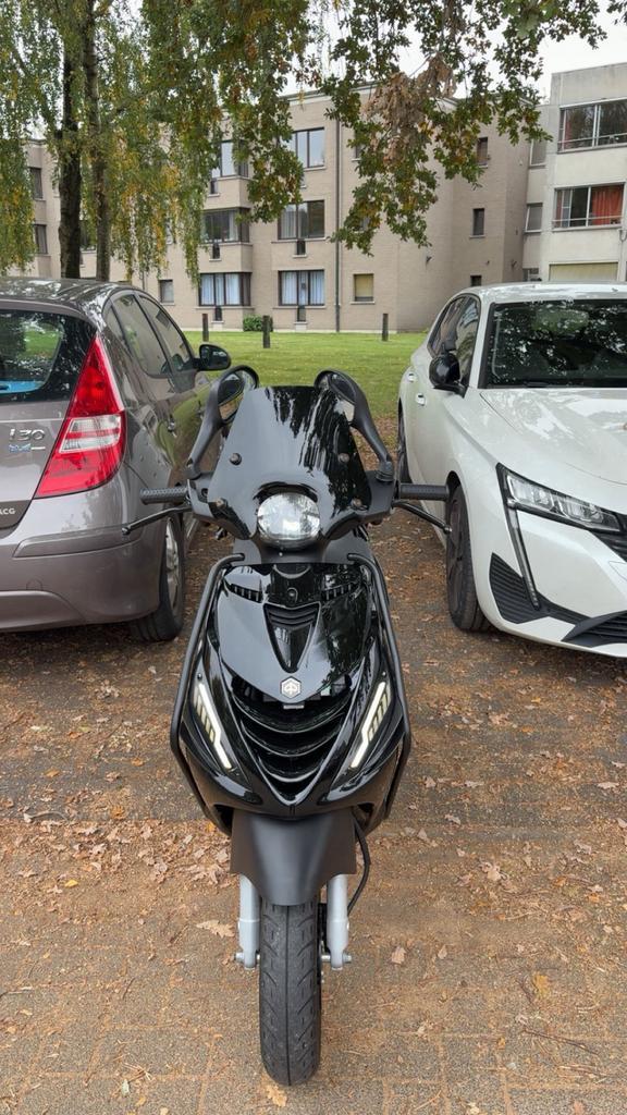 Piaggo zip, Fietsen en Brommers, Scooters | Piaggio, Zo goed als nieuw, Zip, Klasse A (25 km/u), Benzine, Ophalen