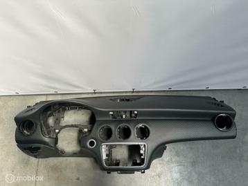 Dashboard Mercedes A Klass W176 ORIGINEEL 1766800687 beschikbaar voor biedingen