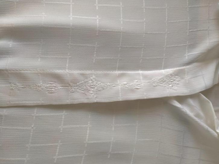 Witte chemisier met ruitjesmotief mt 36, maar gedragen door, Kleding | Dames, Blouses en Tunieken, Zo goed als nieuw, Maat 38/40 (M)