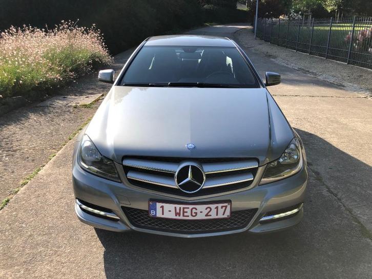 Mercedes-Benz C-klasse Coupé 180 in PRACHTIGE STAAT!, Auto's, Mercedes-Benz, Particulier, C-Klasse, ABS, Adaptieve lichten, Adaptive Cruise Control