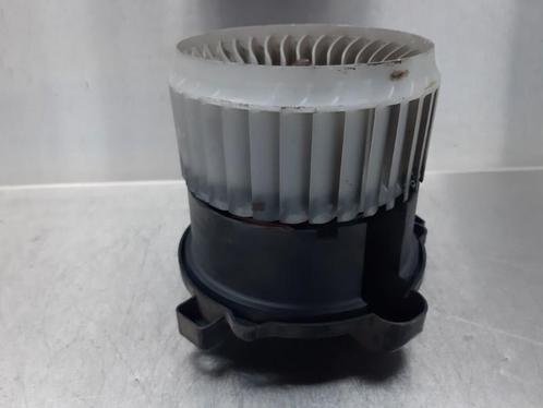 KACHEL VENTILATORMOTOR Mitsubishi Colt (Z2 / Z3), Auto-onderdelen, Airco en Verwarming, Mitsubishi, Gebruikt