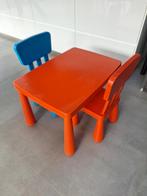 Ikea kindertafel met 2 stoelen, Kinderen en Baby's, Kinderkamer | Tafels en Stoelen, Ophalen, Zo goed als nieuw, Stoel(en)