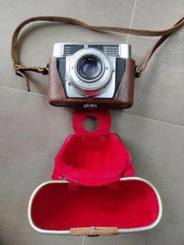 Retro Ikon Zeiss fototoestel fotocamera met carmeratas