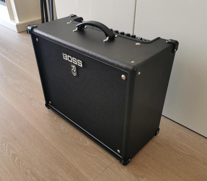 BOSS KATANA 100 MK2, Muziek en Instrumenten, Versterkers | Bas en Gitaar, Zo goed als nieuw, Gitaar, 100 watt of meer, Ophalen