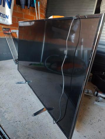 Panasonic 55 inch smarttv (barst in scherm)
