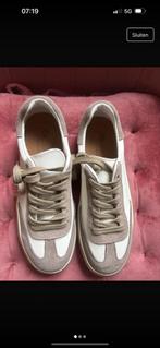 Loro piana sneakers maat 39, Kleding | Dames, Schoenen, Beige, Loro Piana, Nieuw, Ophalen of Verzenden