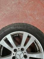 Winterbanden op mercedes velg, Auto-onderdelen, Ophalen, Winterbanden, Velg(en)