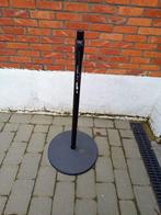 2 x IVA 37 standaarden ., Muziek en Instrumenten, Standaarden, Ophalen, Zo goed als nieuw, Muziekstandaard