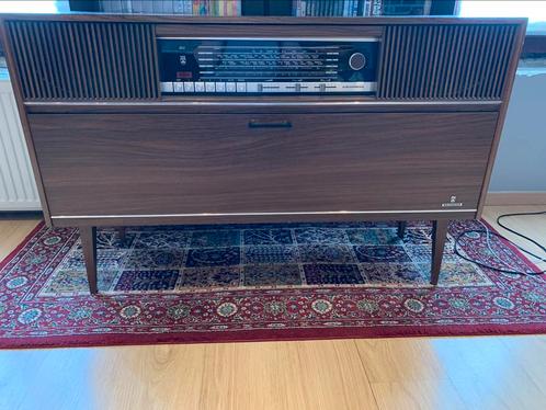 Stereoradio met Grundig Automatic 60-discspeler, Verzamelen, Automaten | Jukeboxen, Gebruikt, Overige merken, 1970 tot heden