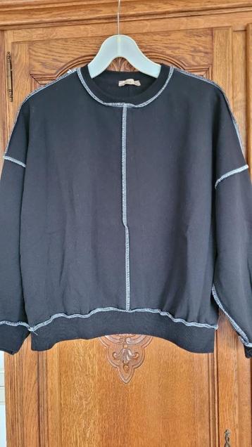 sweat dame taille S beschikbaar voor biedingen