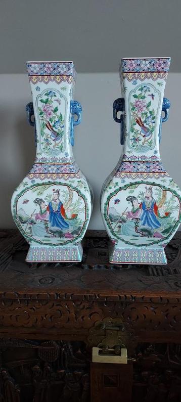 koppel Chineze vazen  beschikbaar voor biedingen