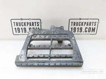 DAF 1638481 Opstapsteun Re. CF beschikbaar voor biedingen