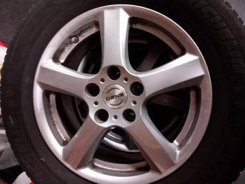 Set winterbanden met alu velgen beschikbaar voor biedingen