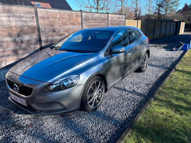 Volvo V40 T2 1.5 benzine BJ2018, Auto's, Volvo, Particulier, V40, ABS, Airbags, Airconditioning, Bluetooth, Boordcomputer, Centrale vergrendeling