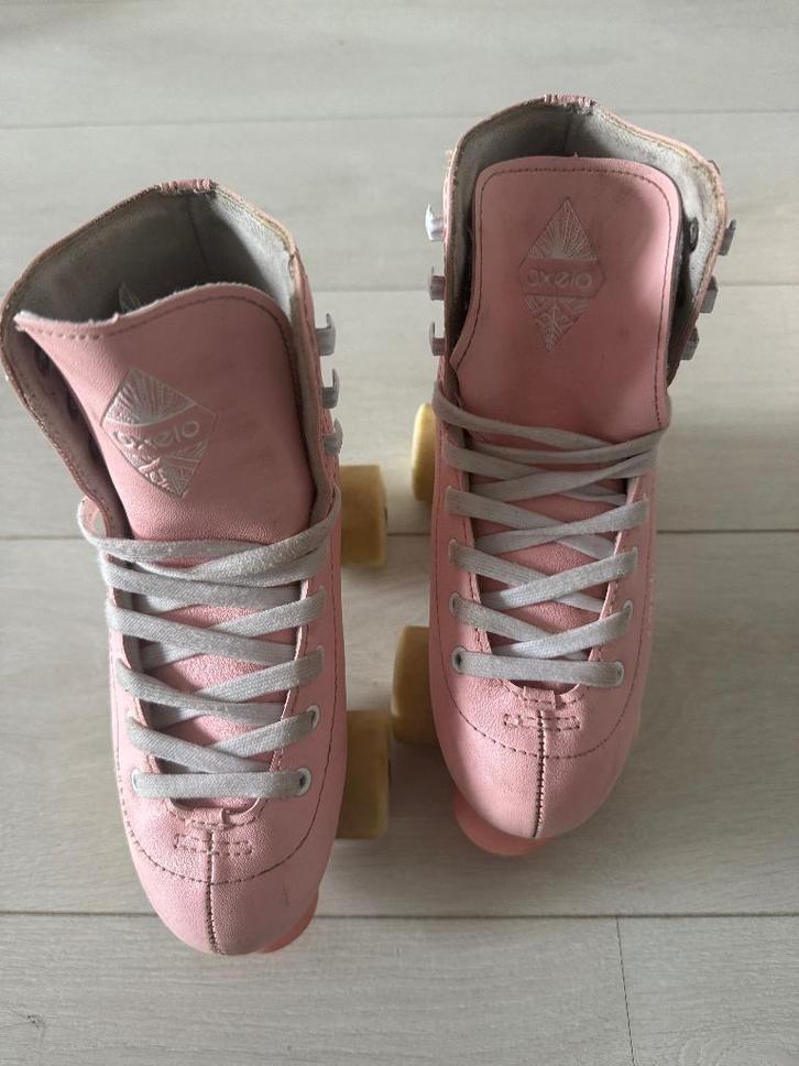 Kunst rolschaatsen + helm & volledige bescherming, Sport en Fitness, Skeelers, Zo goed als nieuw, Wielen of Lagers, Overige merken