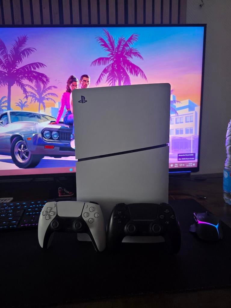 Ps5 digital+ 2 manette, Consoles de jeu & Jeux vidéo, Enlèvement, Slim