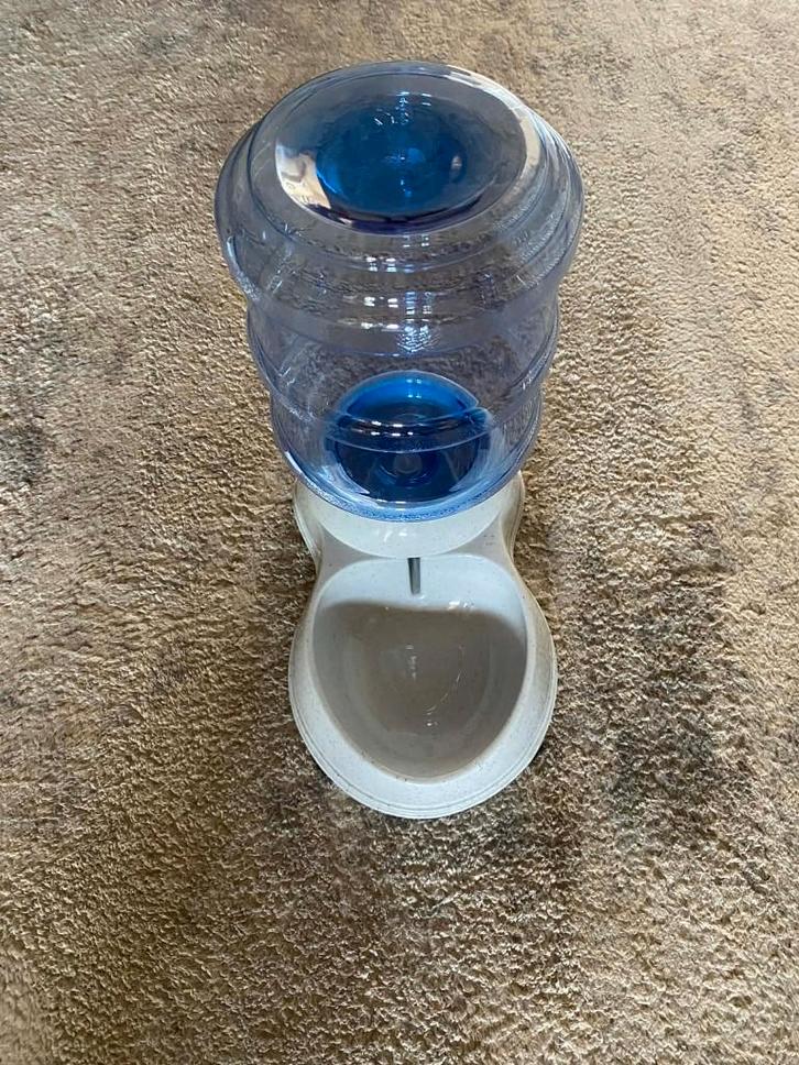 Distributeur d'eau pour chiens et chats - 3,8 l, Animaux & Accessoires, Accessoires pour chiens, Comme neuf, Enlèvement ou Envoi
