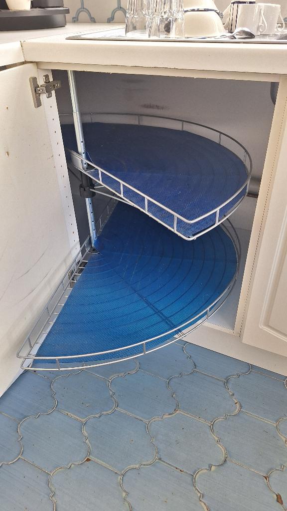 Draaiplateaux voor pannen voor hoekkastjes, Ophalen, Gebruikt