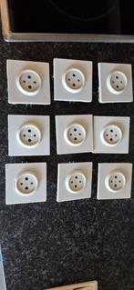 10 NIKO-stopcontacten, Doe-het-zelf en Bouw, Ophalen, Gebruikt, Stekker