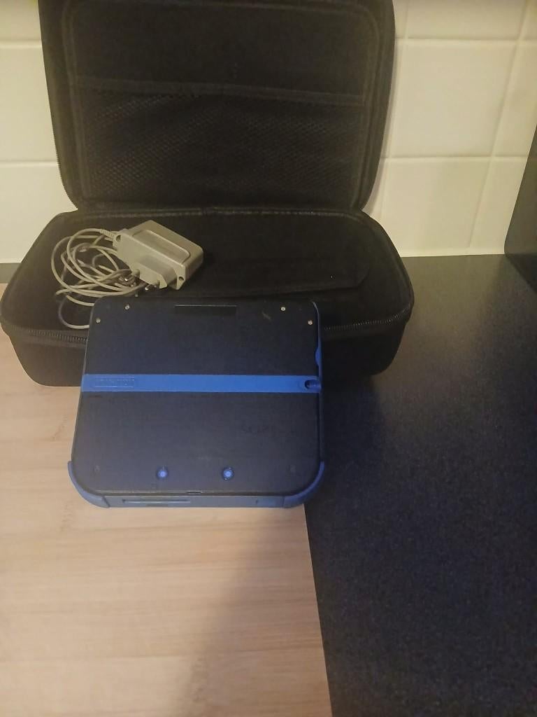 nintendo 2ds +games, Ophalen, Gebruikt, Vanaf 3 jaar