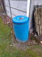 2 watertonnen, Ophalen