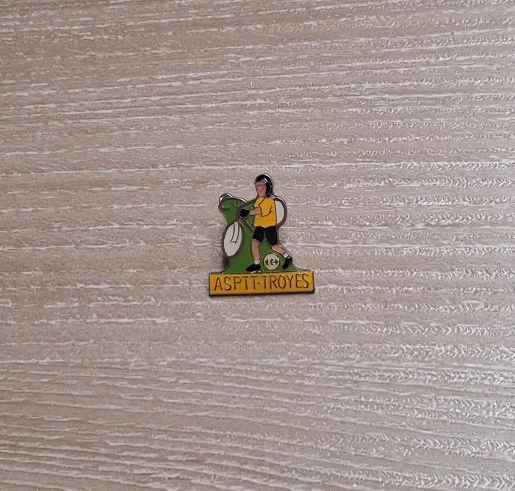 PIN - ASPTT TROYES - CYCLISME - FIETSEN, Collections, Enlèvement ou Envoi, Utilisé, Sport, Insigne ou Pin's