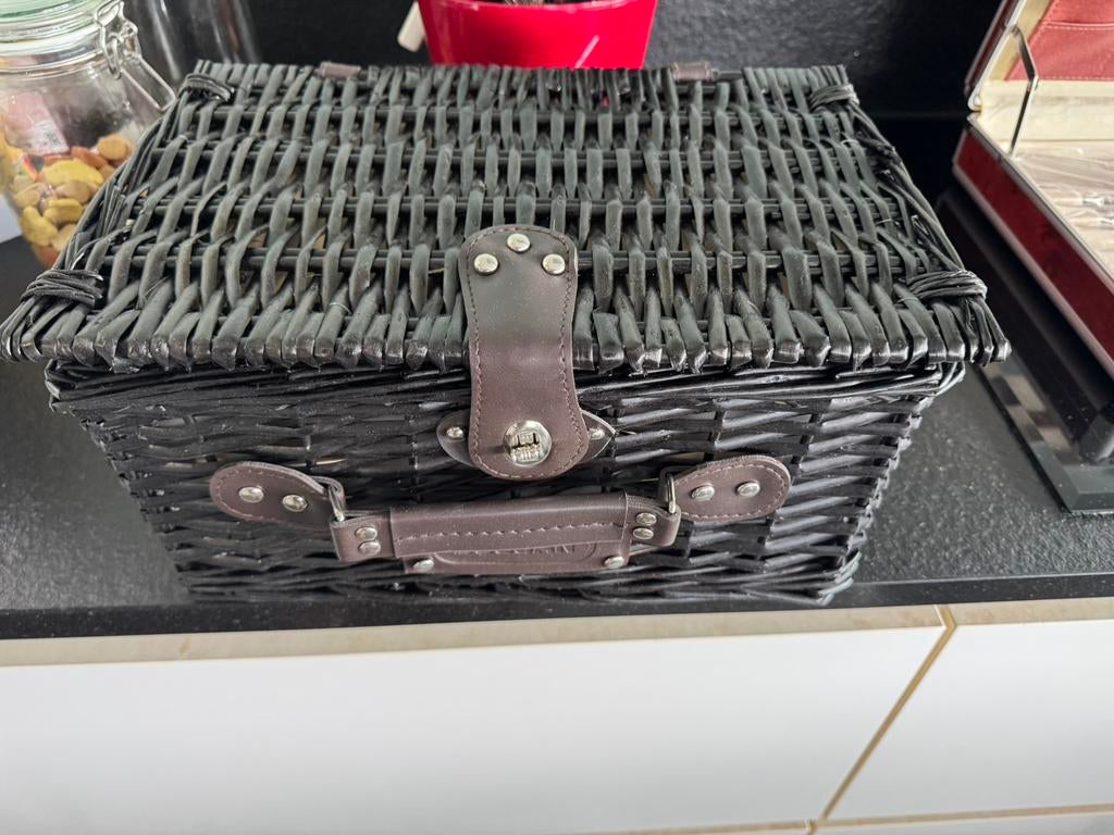 Picknickmand nieuw, Ophalen, Nieuw