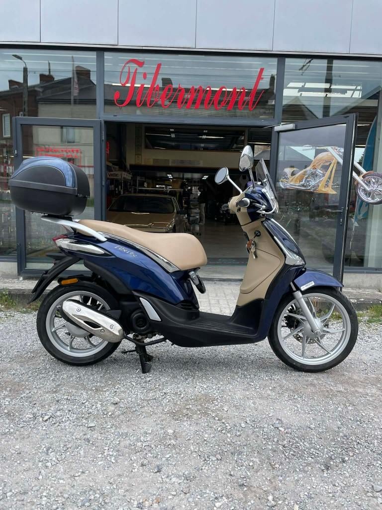 Piaggio liberty, Fietsen en Brommers, Scooters | Piaggio, Zo goed als nieuw, Klasse B (45 km/u), Benzine, Ophalen