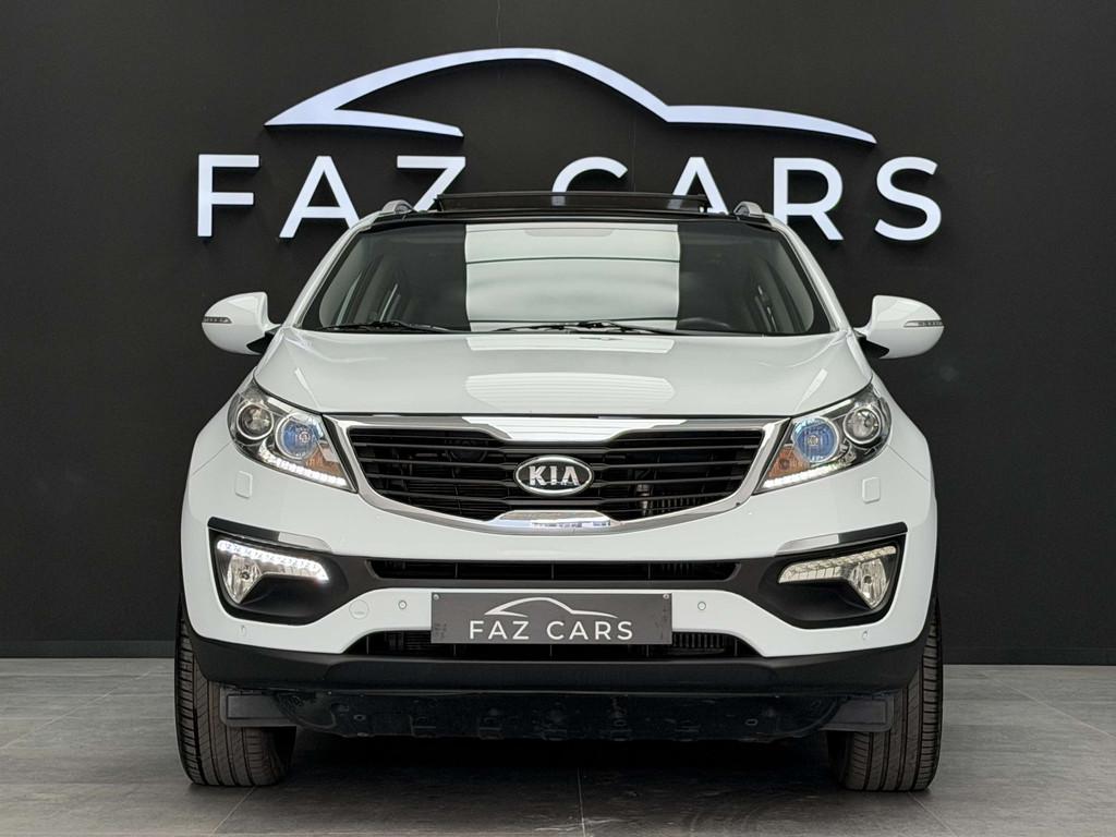 Kia Sportage 2.0 CRDi 4WD * JANTES + CLIM + CUIR + T.PANO *, Auto's, Euro 5, Zwart, 4 cilinders, 136 pk