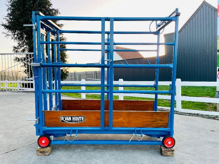 BASCULE/ VERZORGINGSBOX/ VAN HOUTE/ MAX 1000 kg, Tuin en Terras, Tuinsproeiers, Ophalen