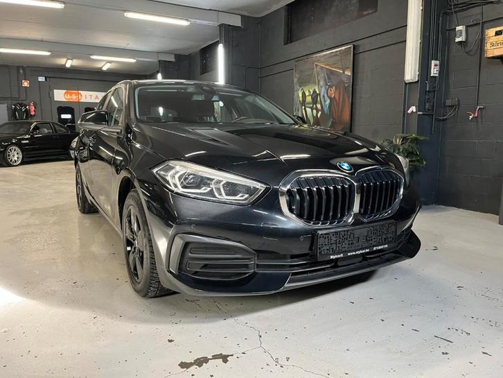 BMW 116i **BOITE AUTO** SPORT DESIGN** 12 MOIS DE GARANTIE, Auto's, BMW, Bedrijf, Te koop, 1 Reeks, ABS, Adaptive Cruise Control