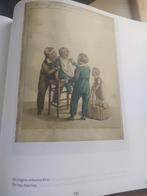 boek: vader en zoons/Eveline Koolhaas-Grosfeld, Boeken, Ophalen of Verzenden, Gelezen, Schilder- en Tekenkunst