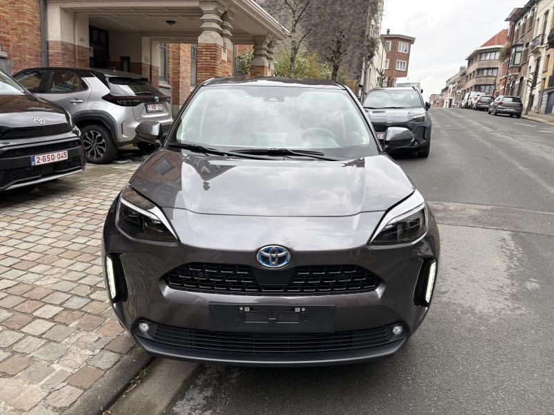 Toyota Yaris Cross, Argent ou Gris, Euro 6, 5 portes, Automatique