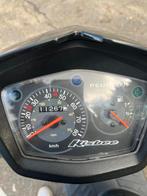 BROMFIETS KLASSE B PEUGEOT KISBEE BOUWJAAR 2016 RIJDT NIKKEL, Fietsen en Brommers