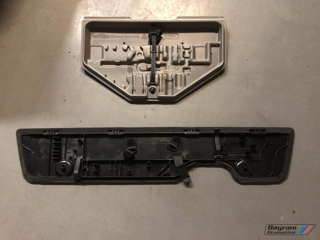 Bmw E34 gereedschaphouder sedan touring E32 E30 5-serie M5, Autos : Pièces & Accessoires, -, Utilisé, -, Enlèvement ou Envoi