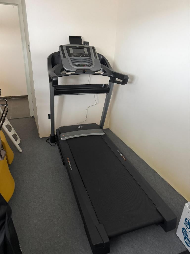 NordicTrack C990 Loopband, Sport en Fitness, Ophalen, Zo goed als nieuw, Benen, Overige typen