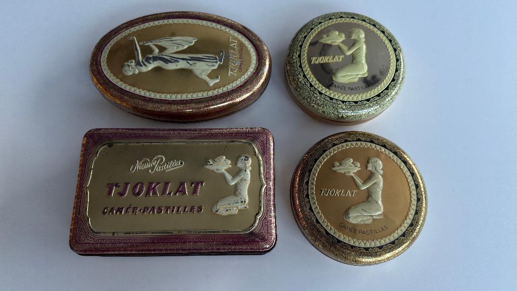 4 canettes vintage « Tjoklat », Collections, Boîte en métal, Utilisé, Enlèvement ou Envoi